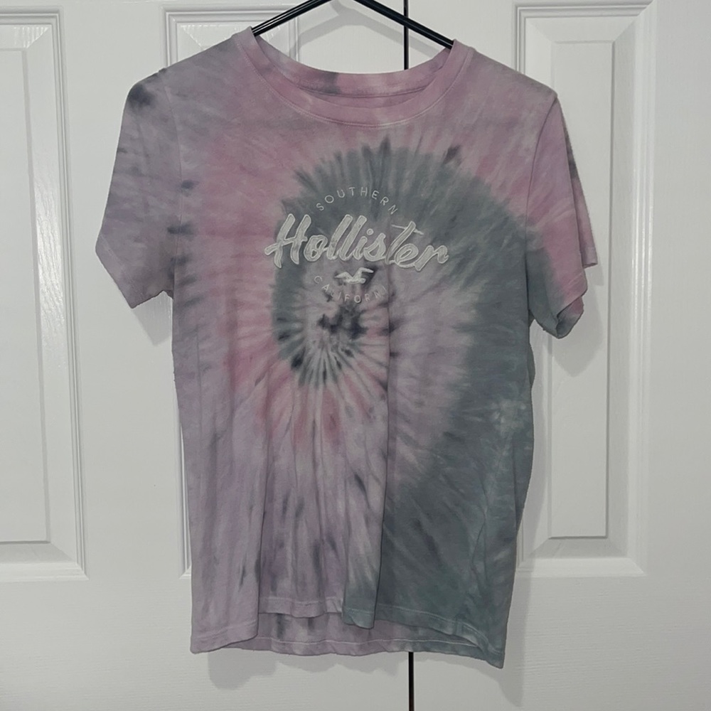 hollister t shirt